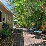 Egrets Den - Cozy Studio With Centrally Located In Charming Oakland Park